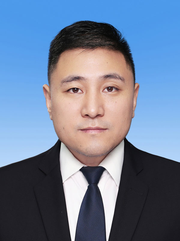 李小東